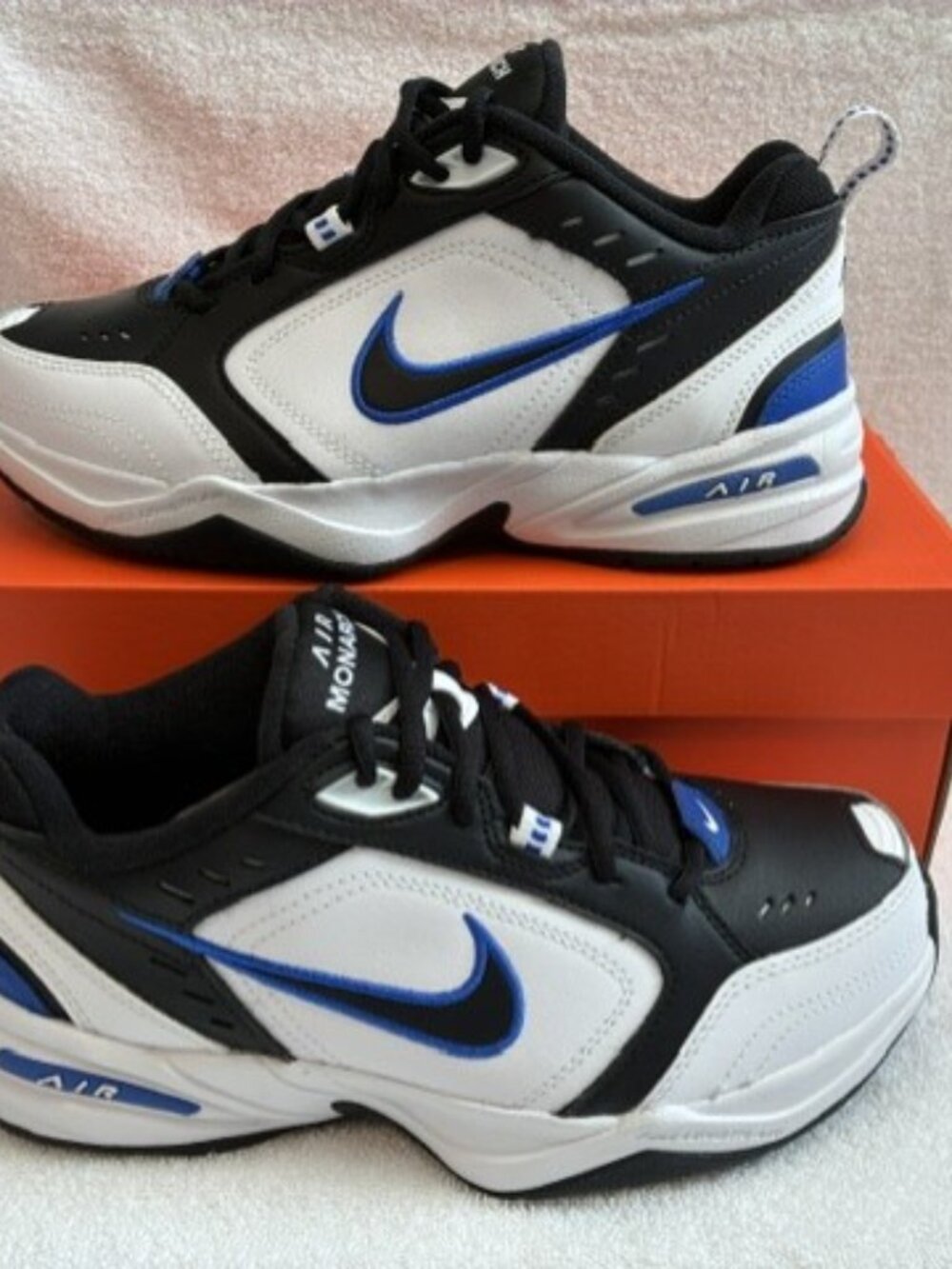 Nike Air Monarch IV Men's Size 6 - 4E WIDE White Black Blue Shoes